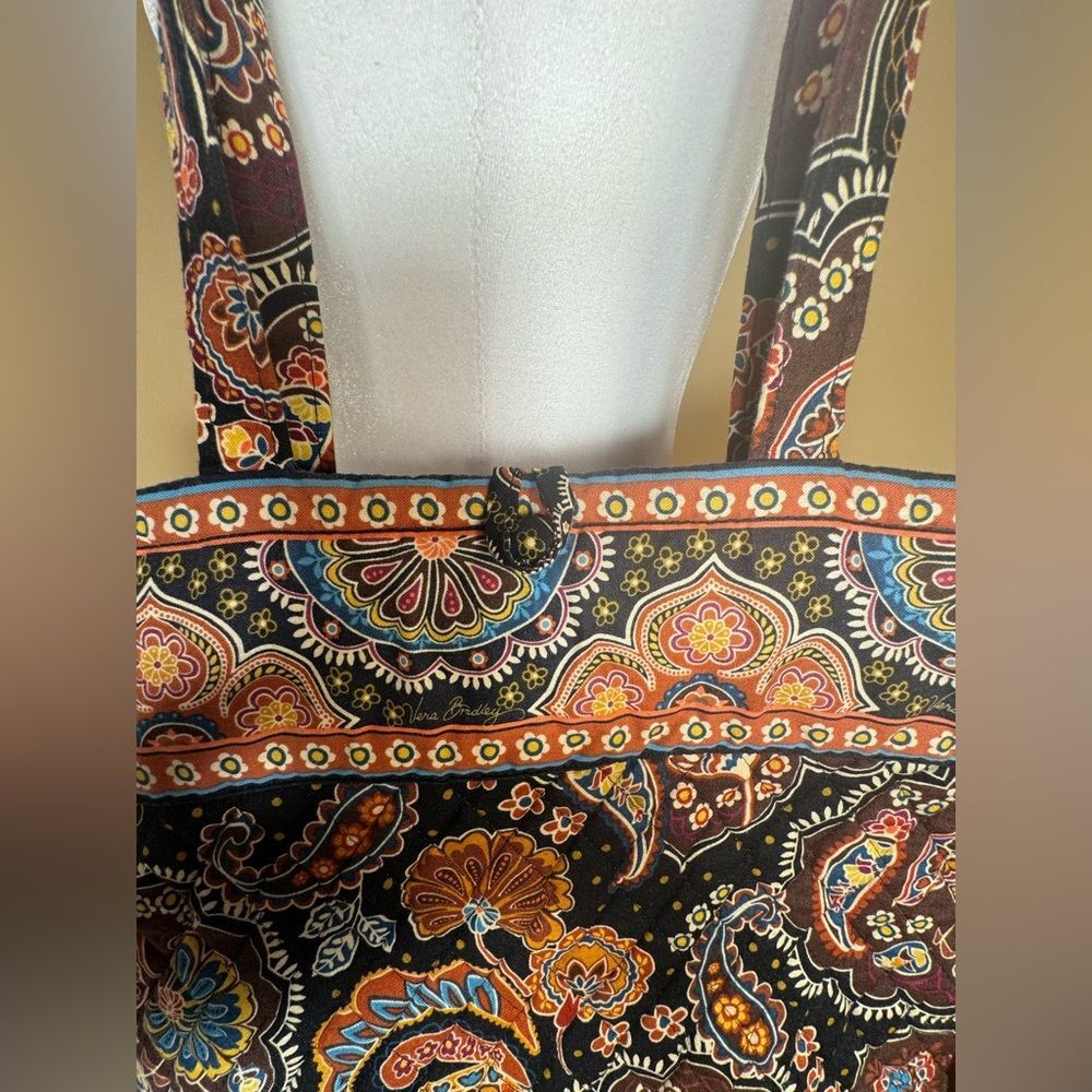 Authentic Vera Bradley Premium Cotton Floral  Paisley Shoulder Bag  Multicolor - Picture 5 of 12